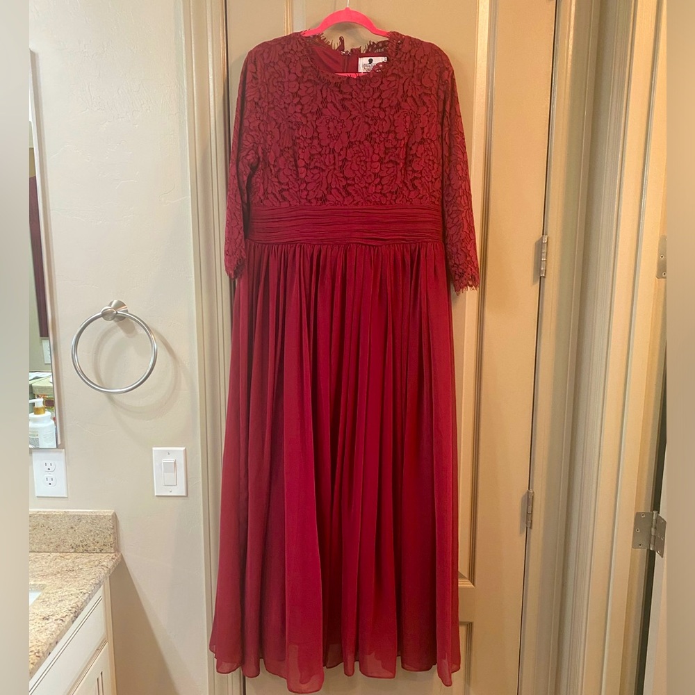 Dainty Jewells, English Manor dress in burgundy size XL
